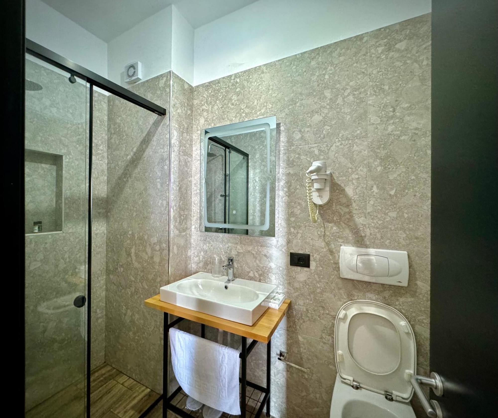 Gogo'S Boutique Hotel Dhermi Exterior photo
