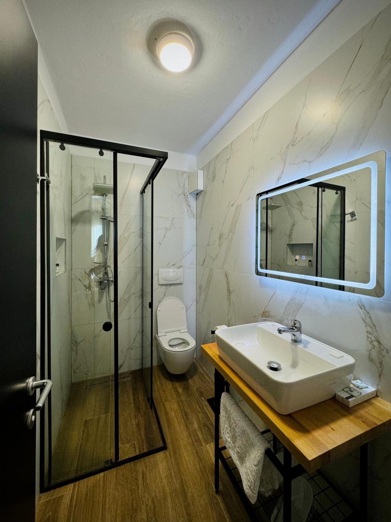 Gogo'S Boutique Hotel Dhermi Exterior photo